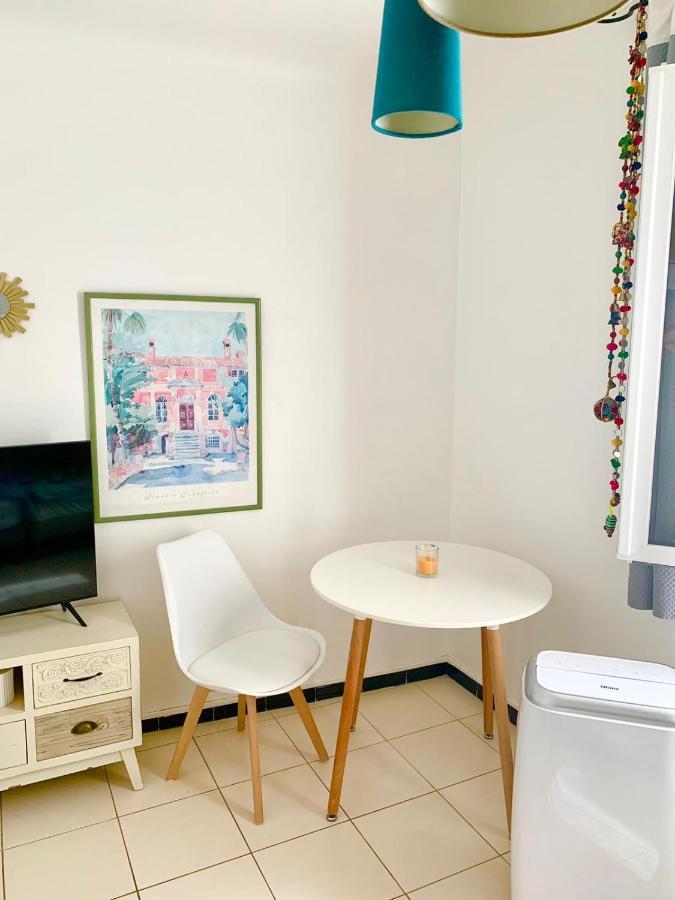 Riviera Vieux Old Town Parfait Studio Climatisé 5mn Promenade Des Menica 1 Appartement